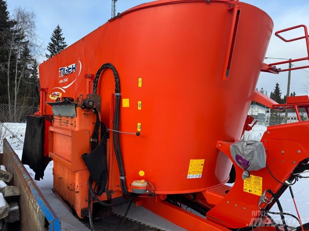 Seko Tiger 240 Kŕmidlá, kŕmne žľaby