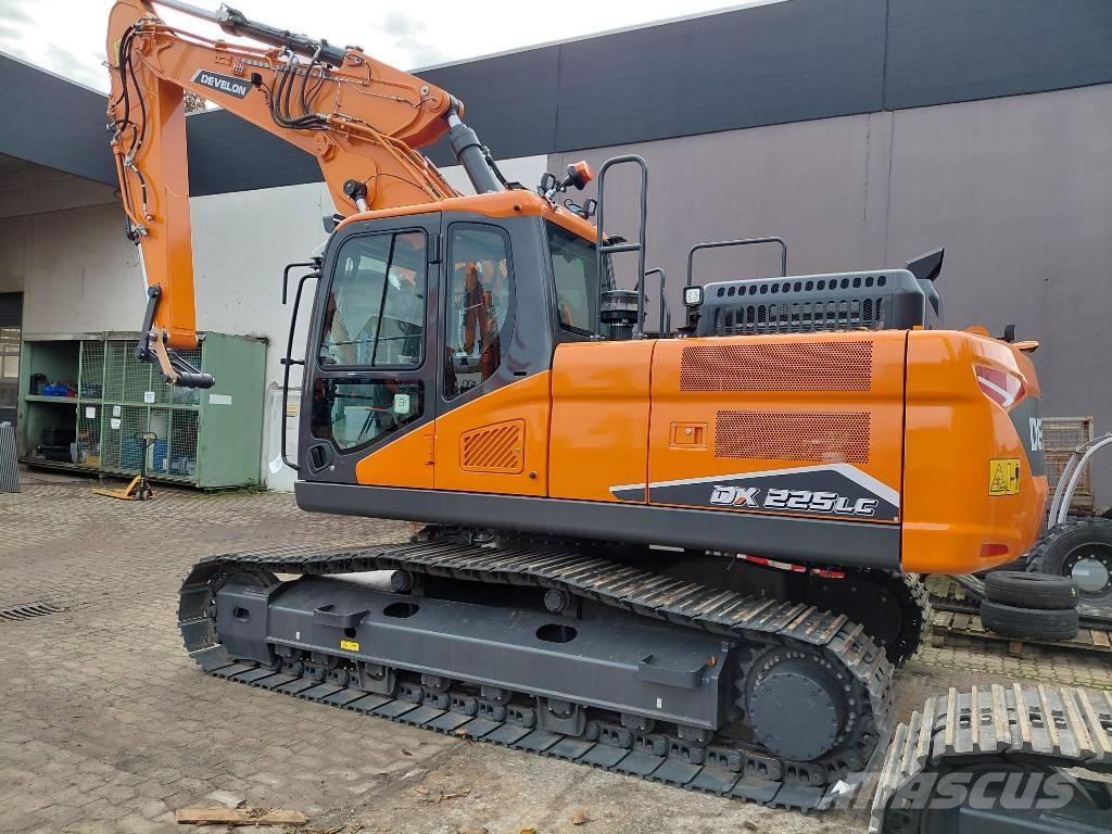 Doosan DX225LC-7 Pásové rýpadlá