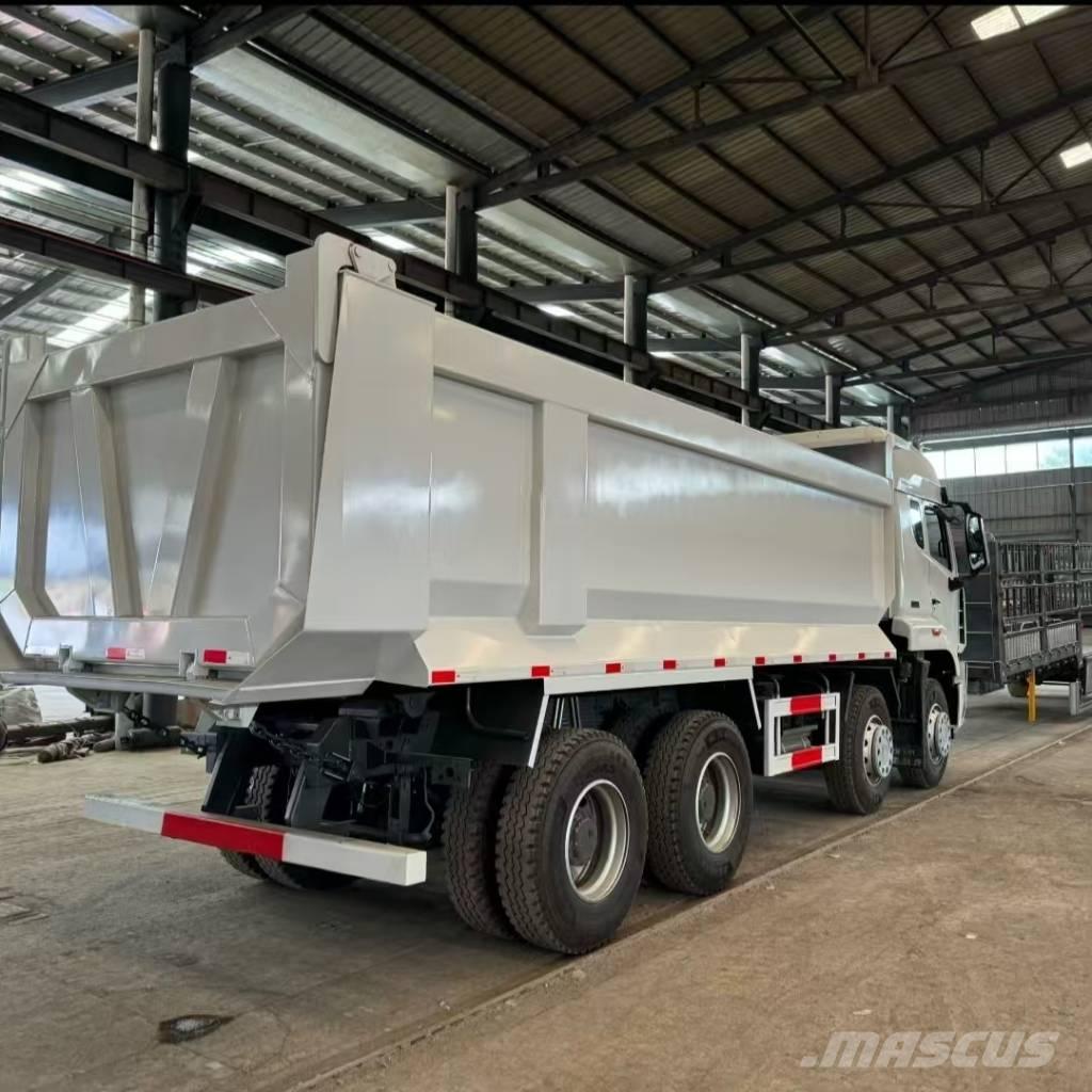 Howo 371 8x4 Sklápače