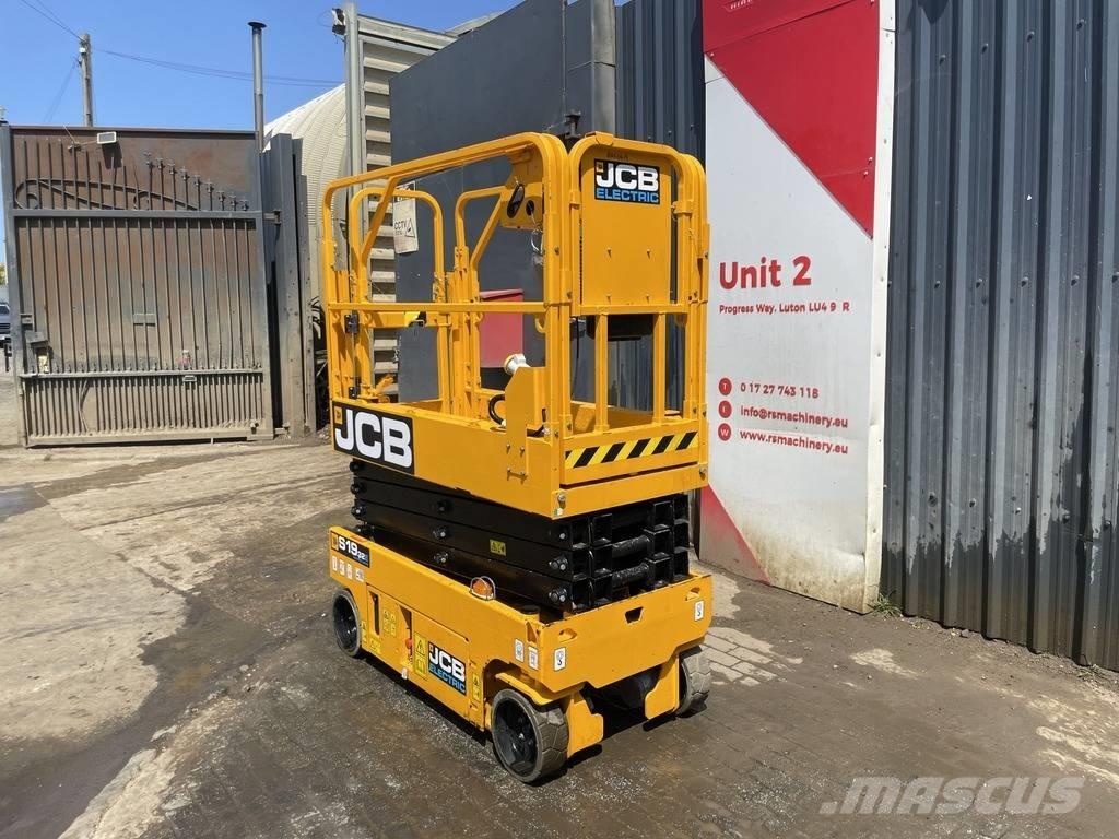JCB S1932 EDRV Nožnicové zdvíhacie plošiny