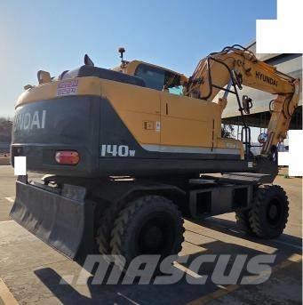 Hyundai Robex 140 W Kolesové rýpadlá