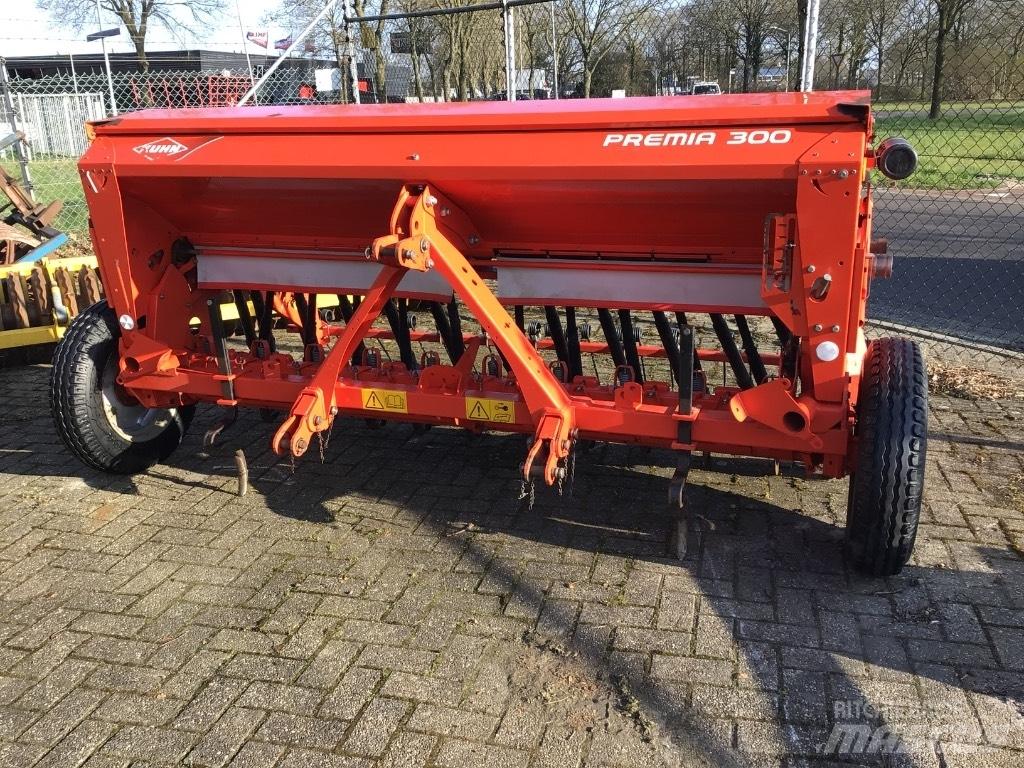 Kuhn Premia 300 Mechanické sejačky