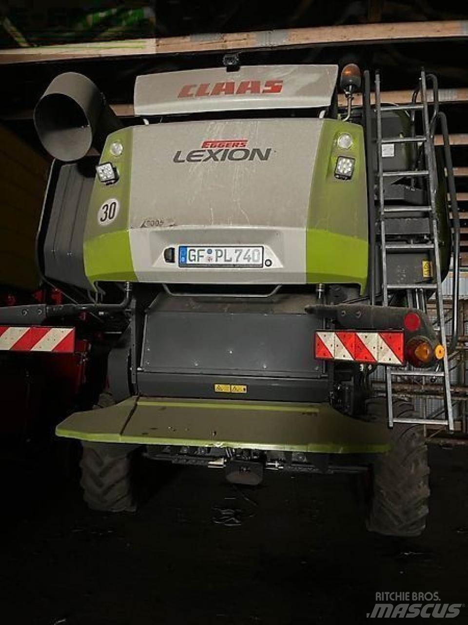 CLAAS lexion 740 Kombinované zberacie stroje