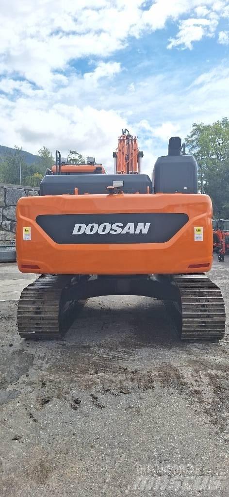 Doosan DX 225 LC-7 Pásové rýpadlá