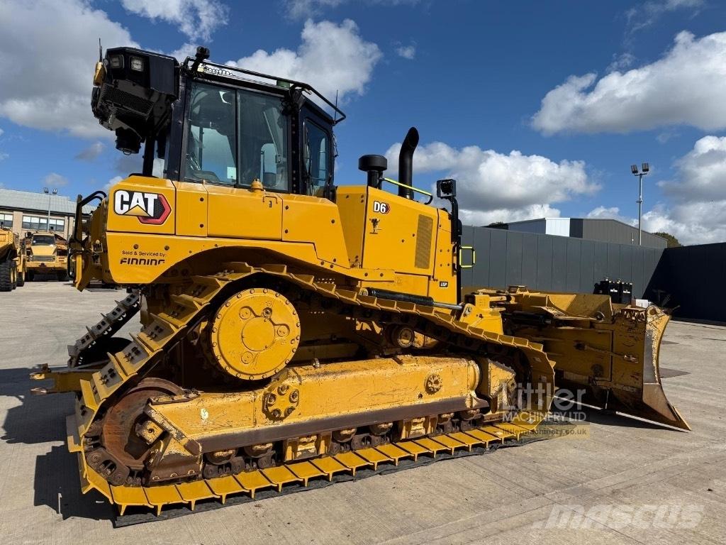 CAT D 6 LGP Pásové dozéry