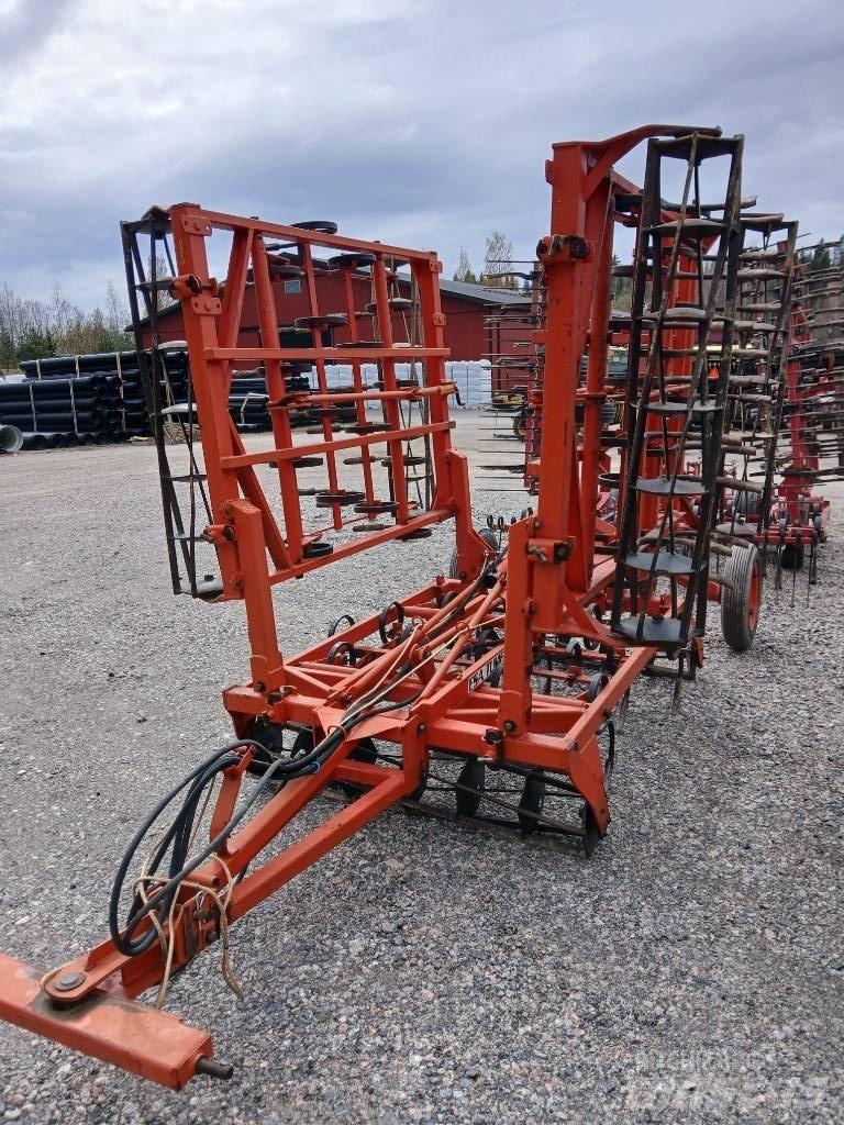 ESA Tume 4800 Brány