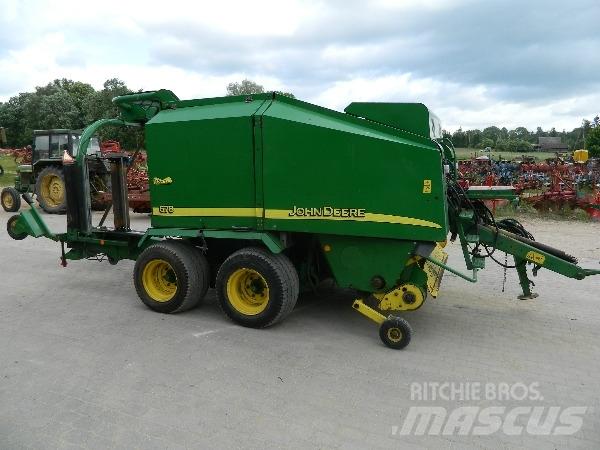 John Deere 678 Lisy na okrúhle balíky