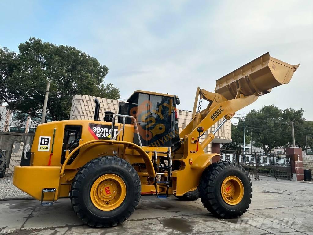 CAT 950 GC Kolesové nakladače