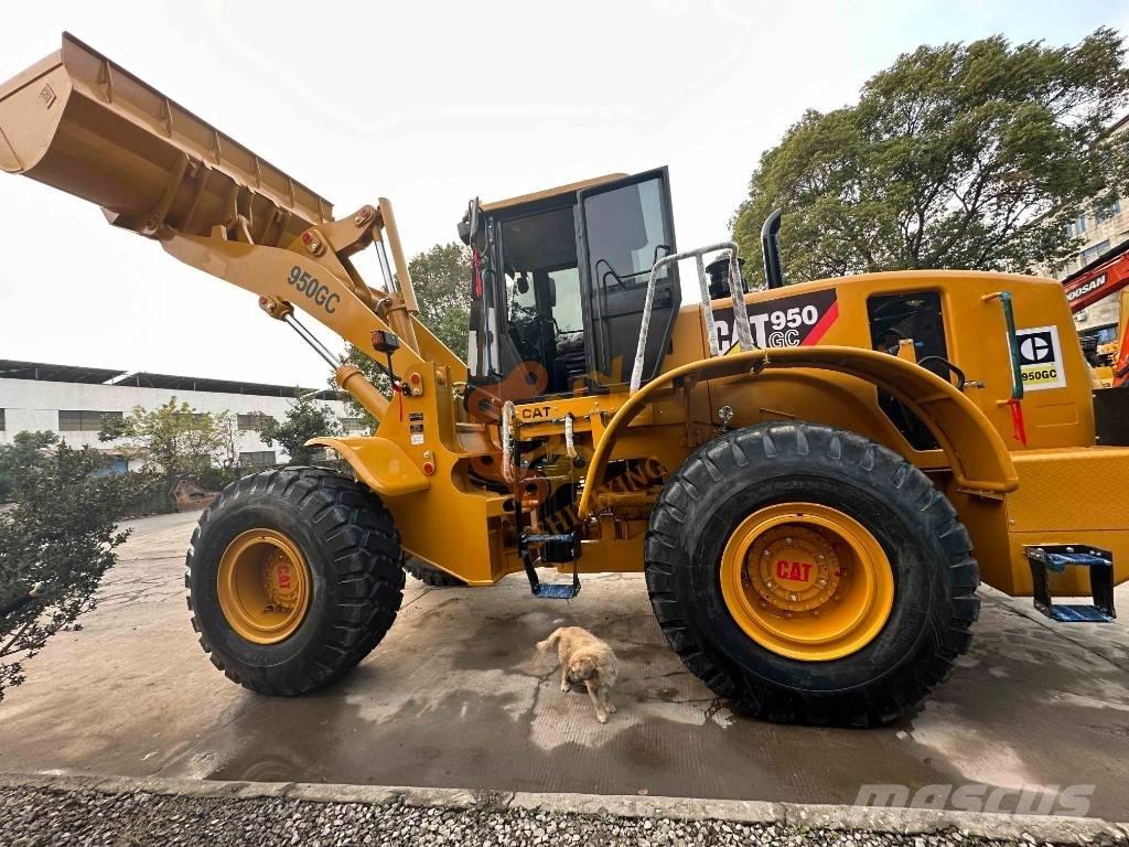 CAT 950 GC Kolesové nakladače