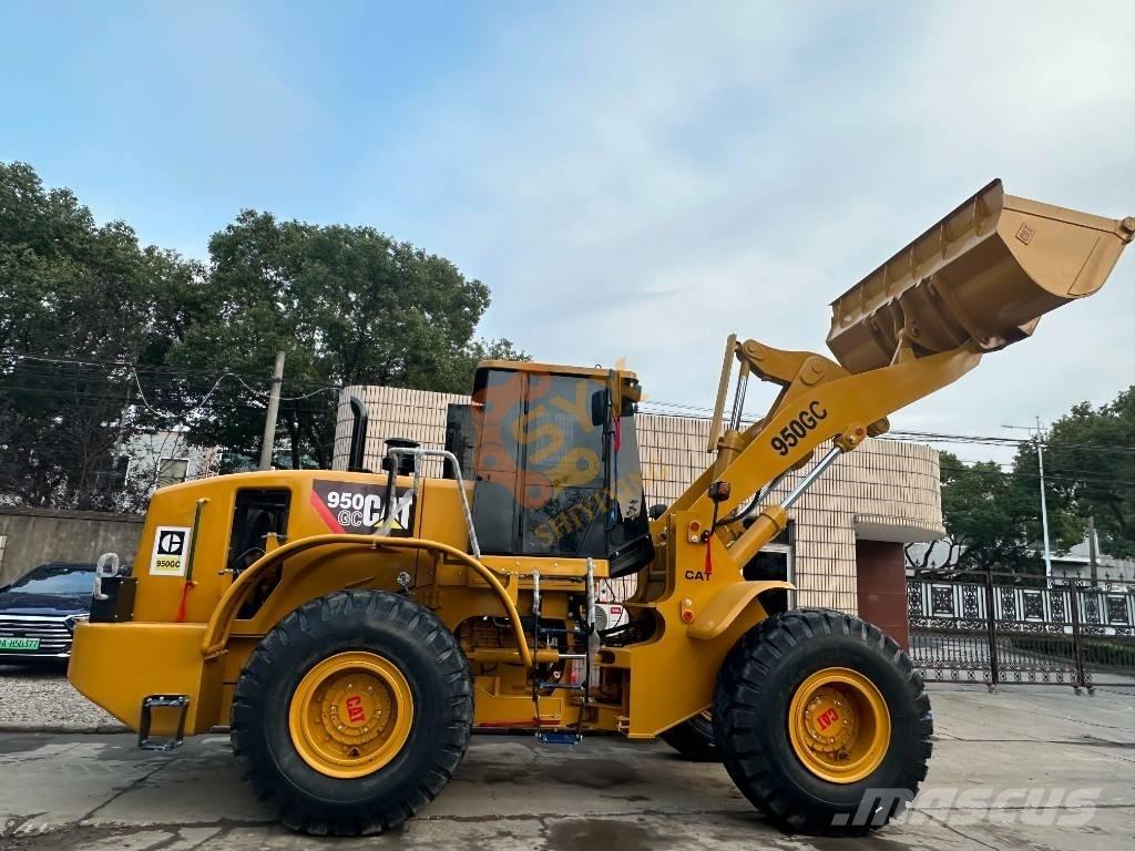 CAT 950 GC Kolesové nakladače