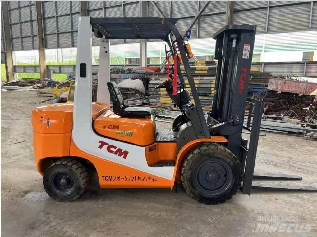 TCM FD 30 Dieselové vozíky