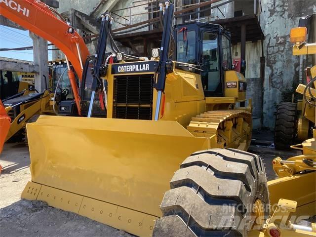 CAT D 6 G Pásové dozéry