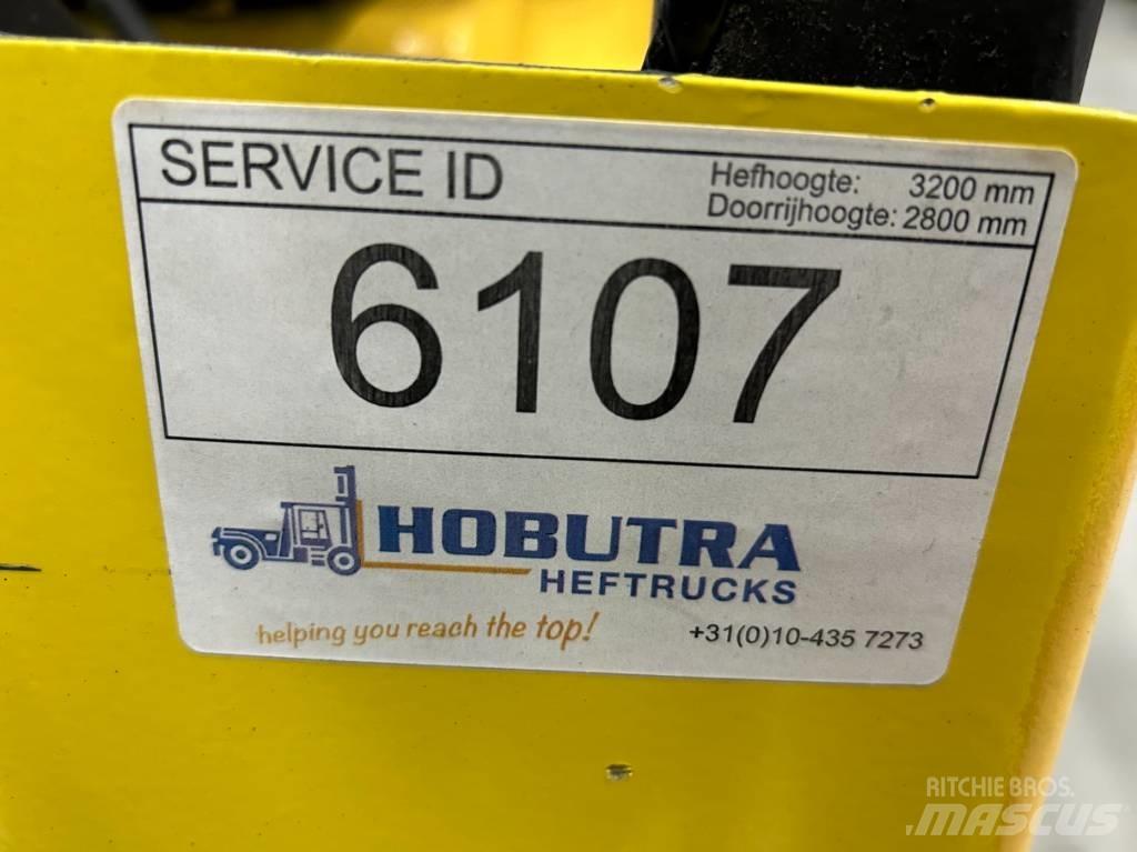 Hoist E220 Akumulátorové vozíky