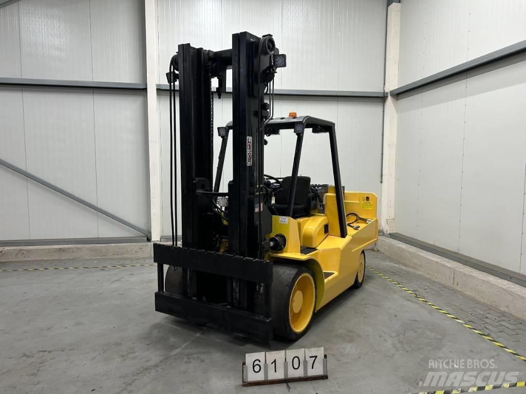 Hoist E220 Akumulátorové vozíky