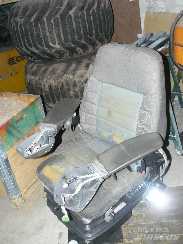 Timberjack 1070D Kabíny a interiér