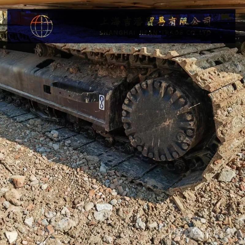 CAT 323 D Pásové rýpadlá