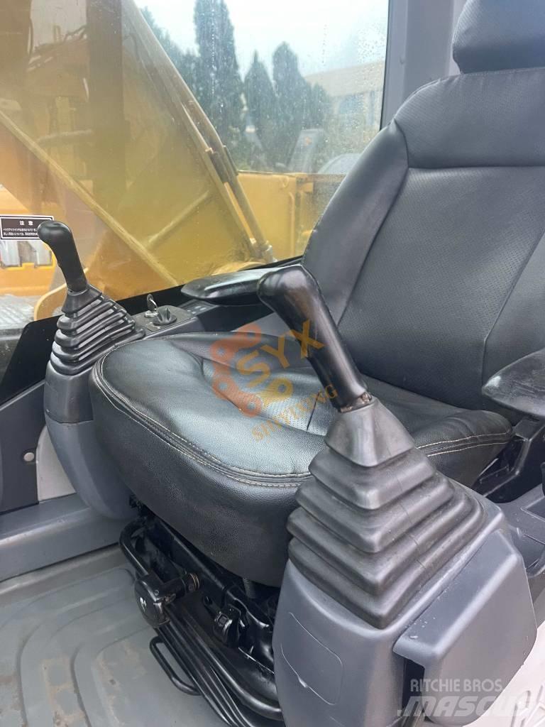 CAT 320 D Pásové rýpadlá