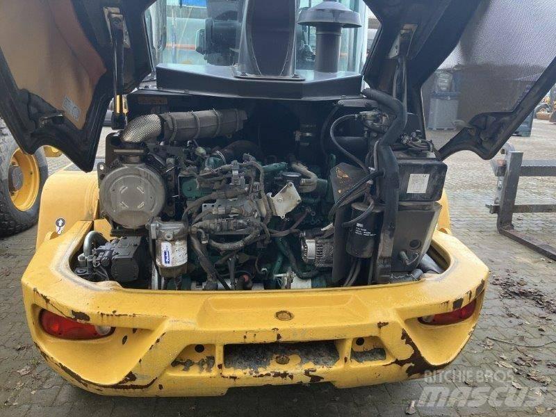 Volvo L 35 G Kolesové nakladače