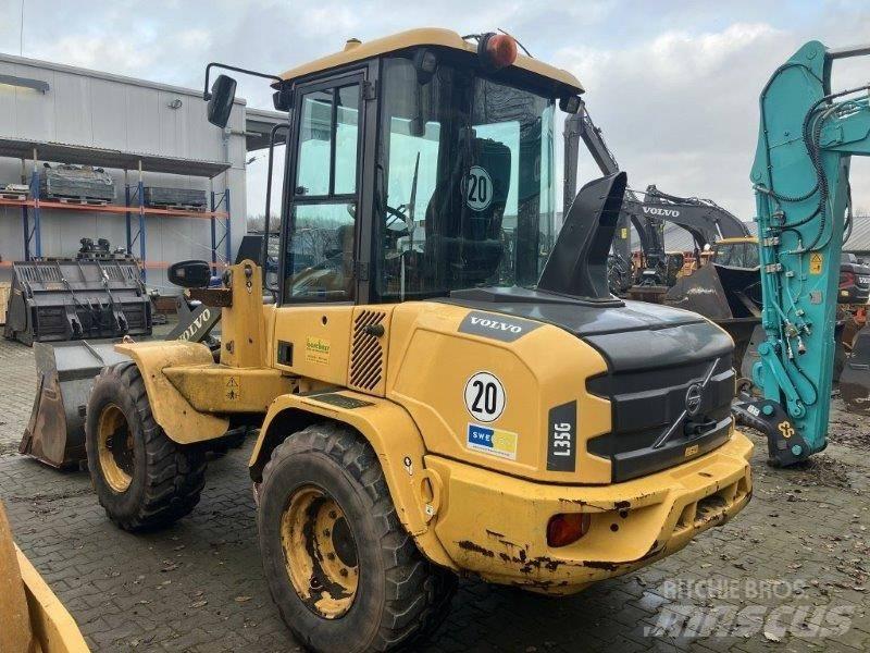 Volvo L 35 G Kolesové nakladače