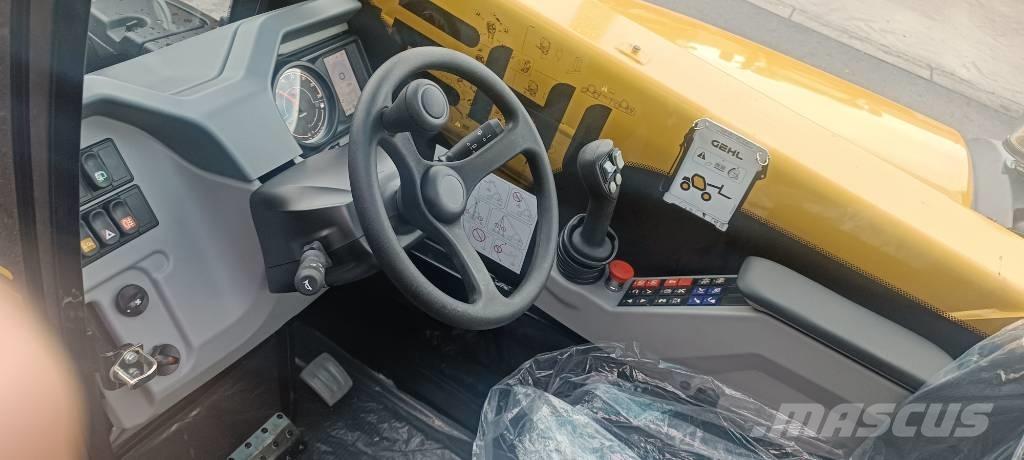 Gehl GCT 3-14+ Teleskopické manipulátory