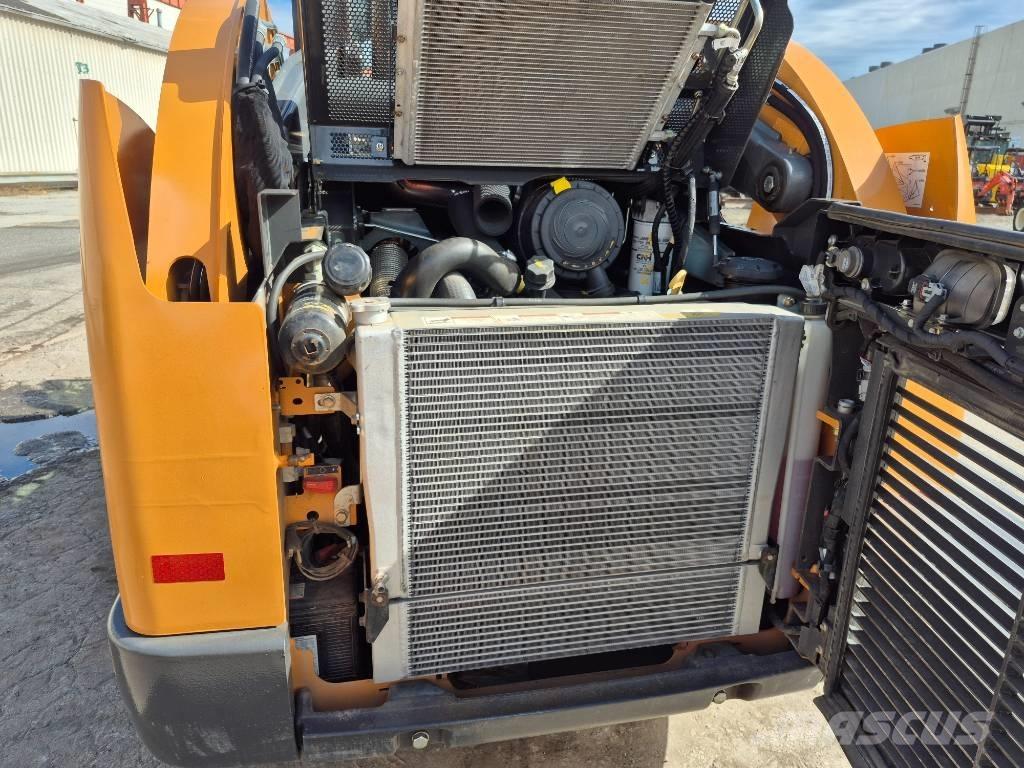 CASE 2V280B Šmykom riadené nakladače