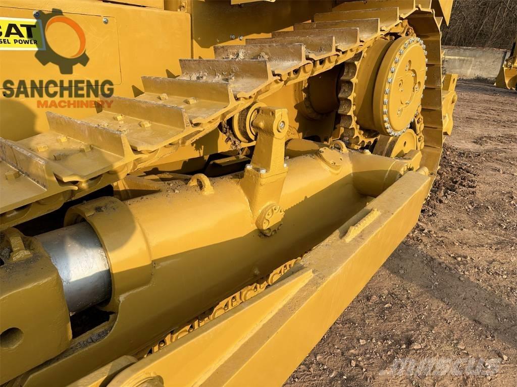 CAT D 7 R Pásové dozéry