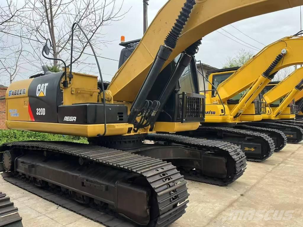 CAT 320 D Pásové rýpadlá
