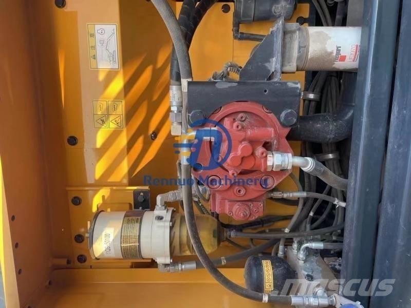 Hyundai 225VS Pásové rýpadlá