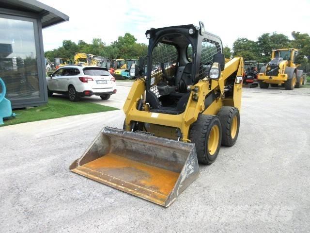 CAT 226 D Šmykom riadené nakladače