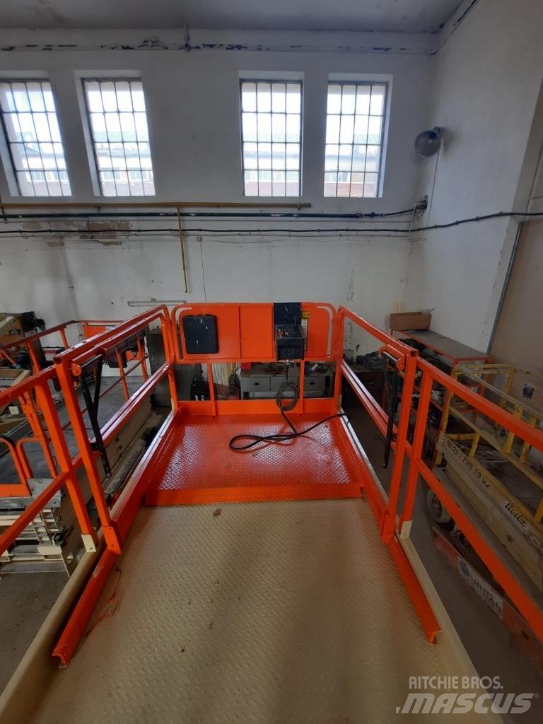 JLG 4069 LE Nožnicové zdvíhacie plošiny