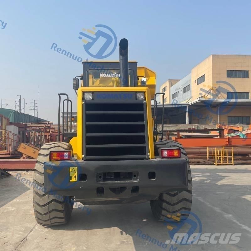 Komatsu WA380 Kolesové nakladače