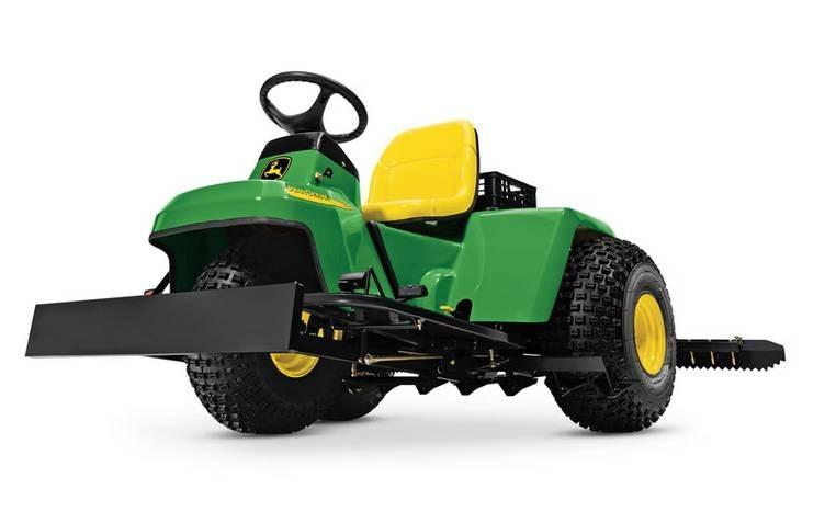 John Deere 1200 A Hrabačky bunkrov