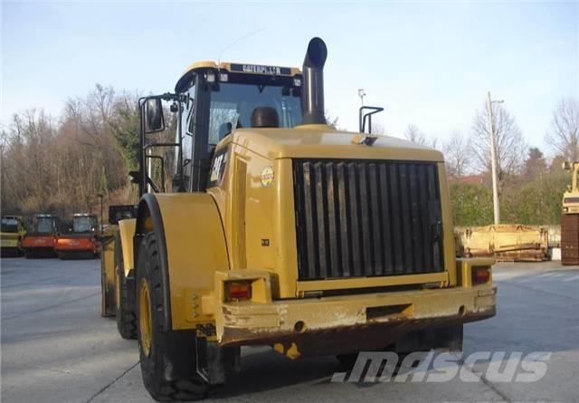 CAT 966F Kolesové nakladače