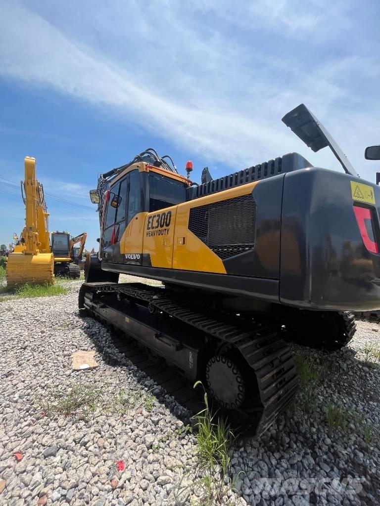 Volvo EC 300 Pásové rýpadlá