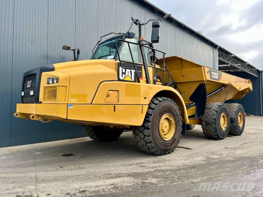 CAT 735C Kĺbové nákladné autá