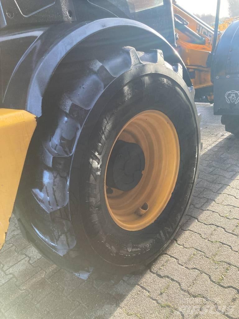 JCB TM 310 S Teleskopické nakladače pre poľnohospodárstvo