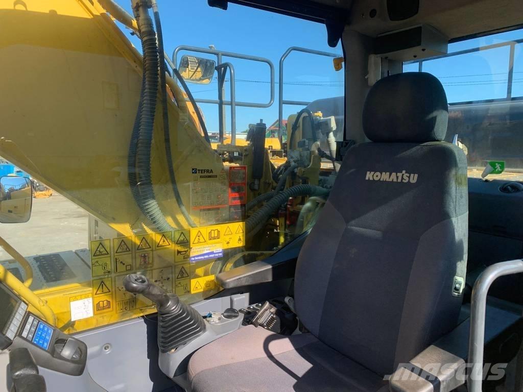 Komatsu HB 215 LC-3 Pásové rýpadlá