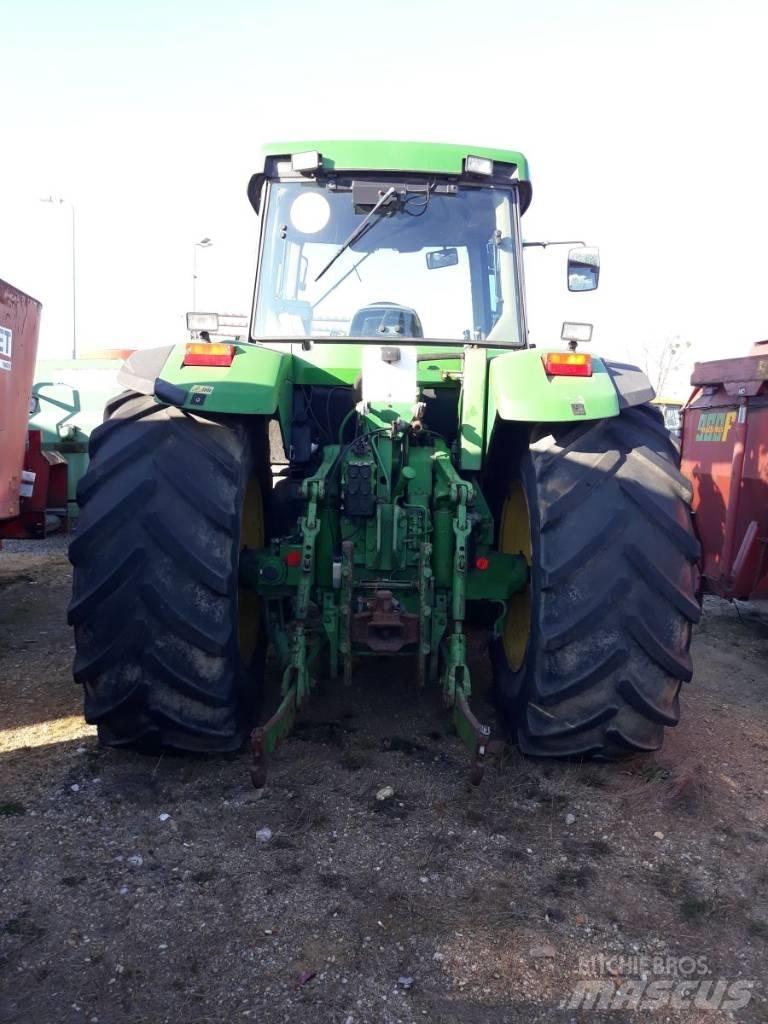 John Deere 7810 Traktory