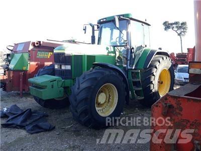 John Deere 7810 Traktory