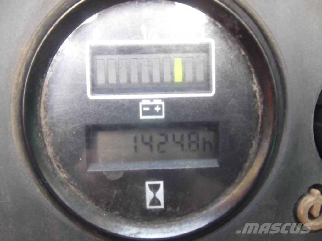 Linde L 12 V-2336 Samohybné vozíky
