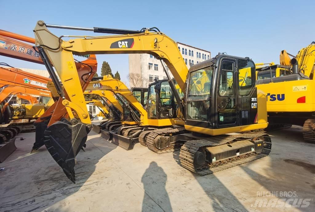 CAT 307E Pásové rýpadlá