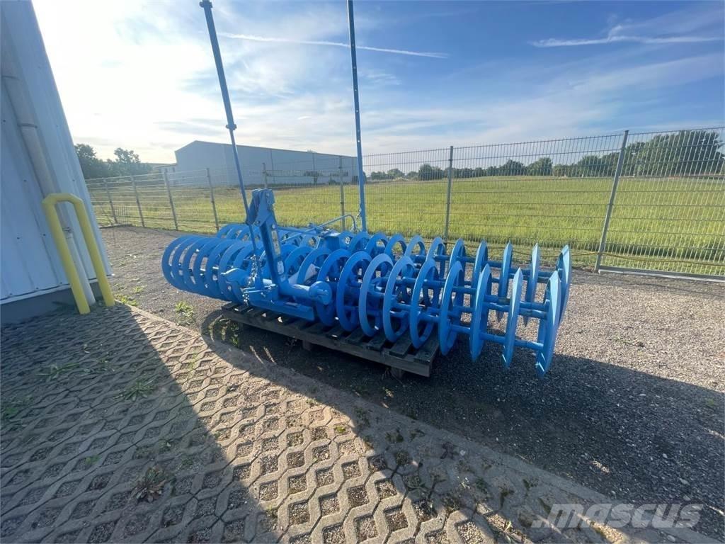 Lemken Diamant 16 Dvojstranné pluhy