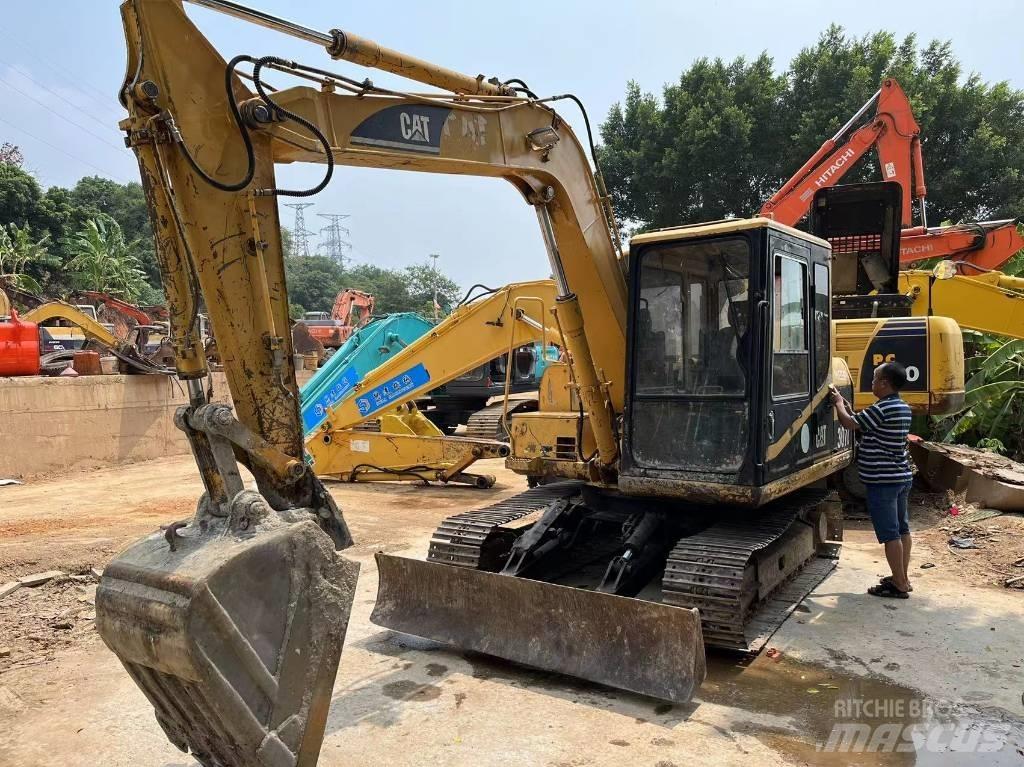 CAT 307 Pásové rýpadlá