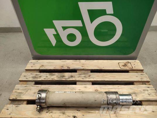 Merlo 40.25  actuator Výložníky a lyžice