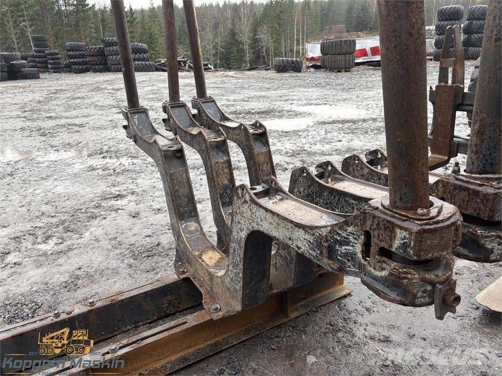 Komatsu 845 Ďalšie komponenty