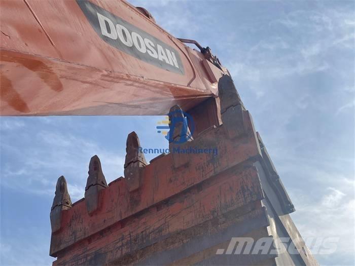 Doosan DX 380 LC Pásové rýpadlá
