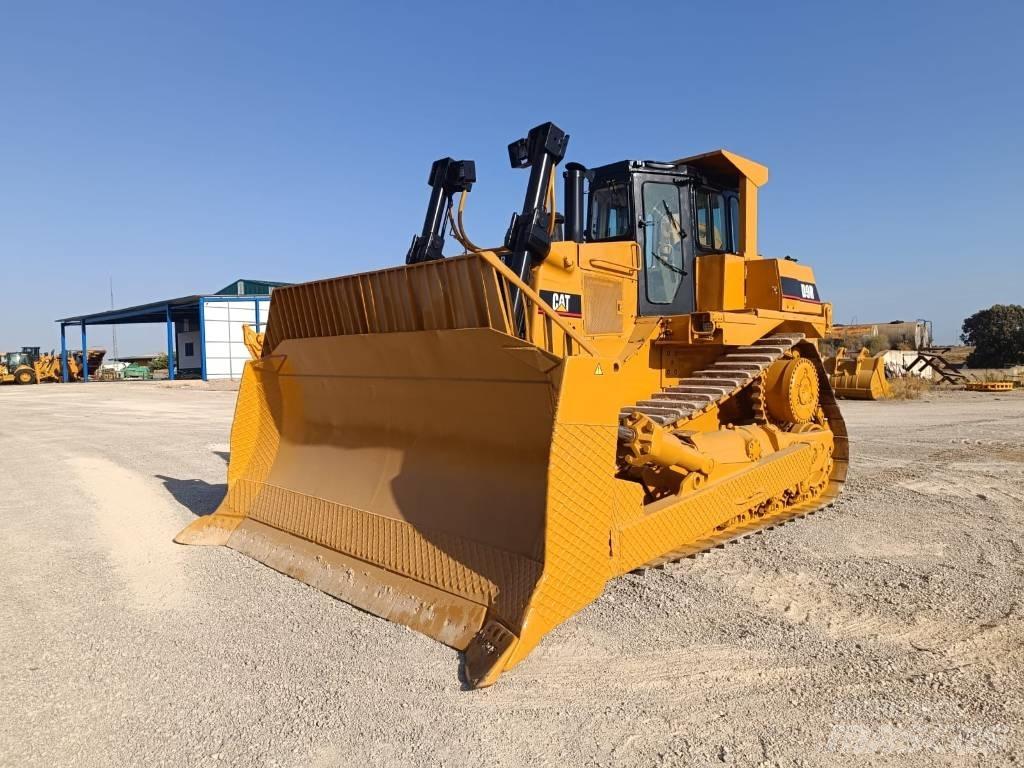CAT D 9 R Pásové dozéry