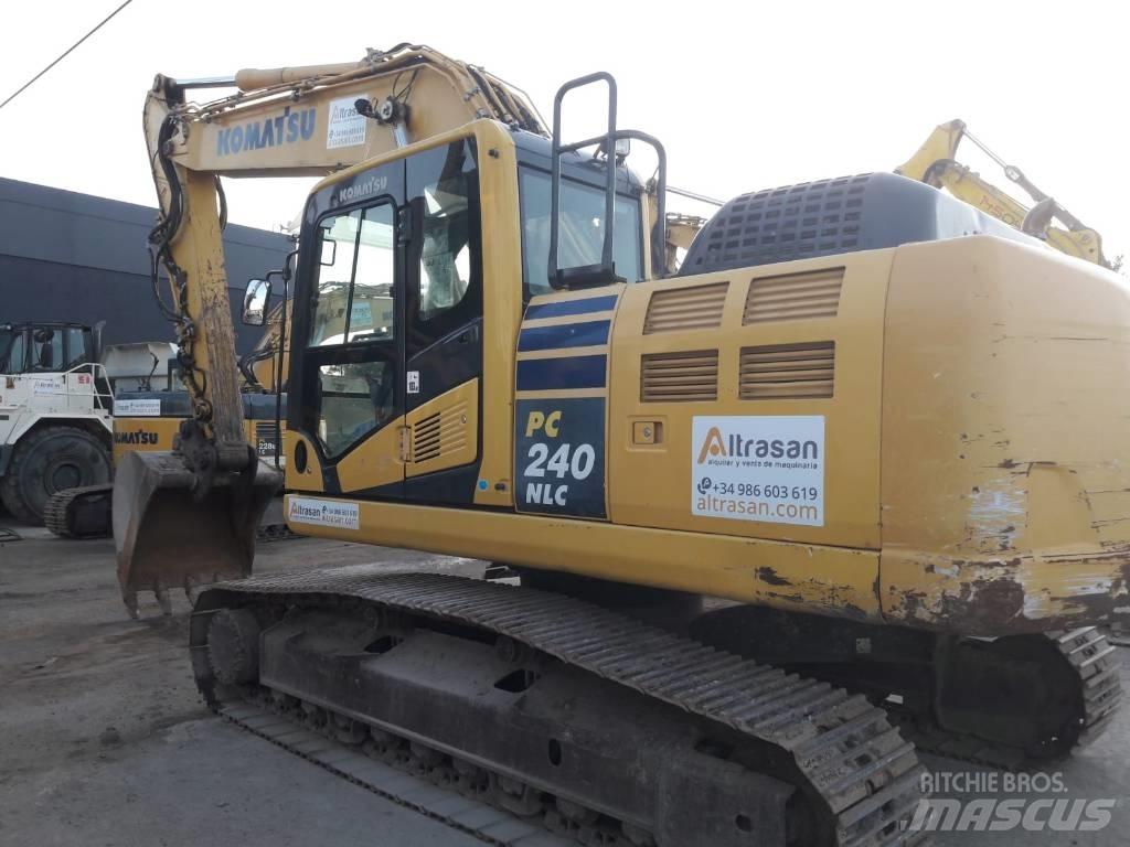 Komatsu PC240NLC-10 Pásové rýpadlá