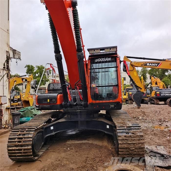 Doosan DX 340 LC Pásové rýpadlá
