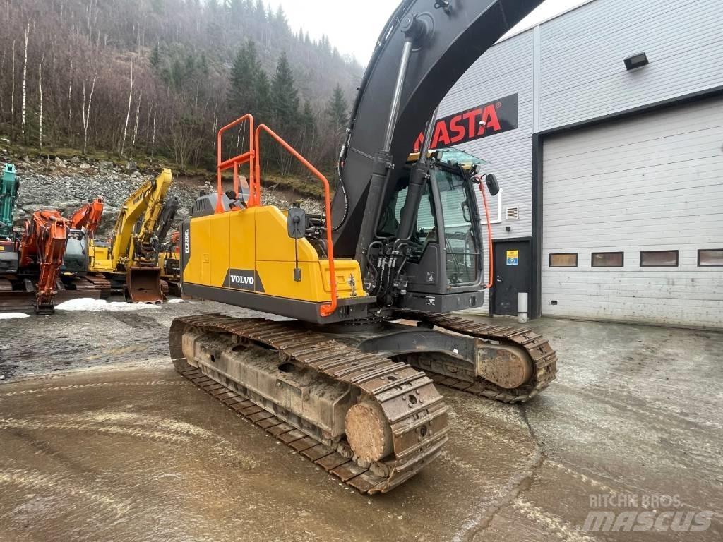 Volvo EC 220 EL Pásové rýpadlá